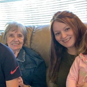 Meet your Posher, Megan